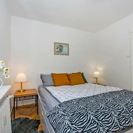 Apartament Sunny In Center Of *