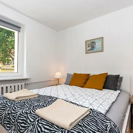 Sunny In Center Of Апартаменты